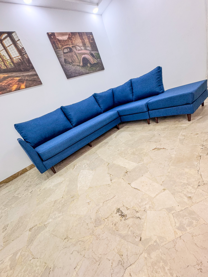 Canapé d’angle bleu moderne pour salon – Réalisation s - Après