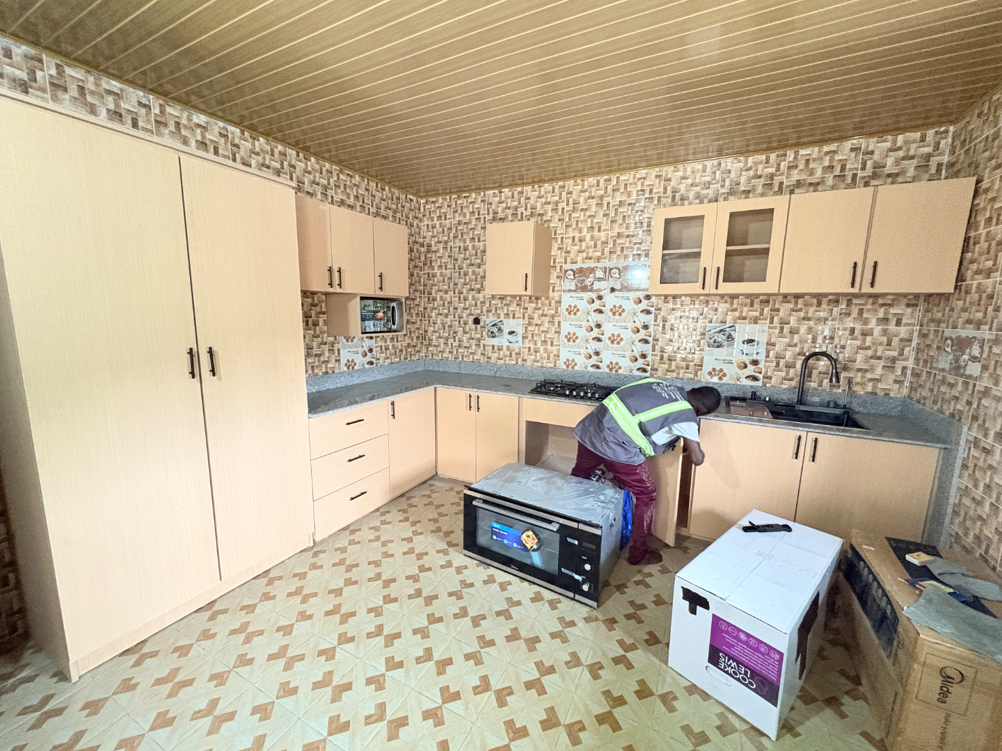 Cuisine sur Mesure Abidjan | Meubles de Cuisine Haut de Gamme – SANATA-E-SHOP - Avant