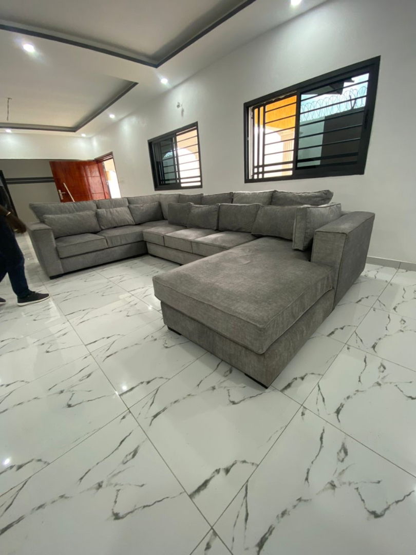 👉 Canapé d’angle moderne sur mesure à Abidjan – GIC Designs - Après