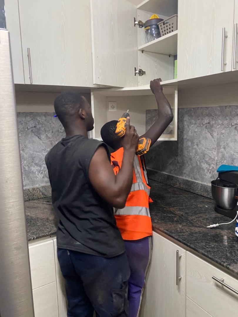 Aménagement cuisine moderne et fonctionnelle en Côte d’Ivoire - Après